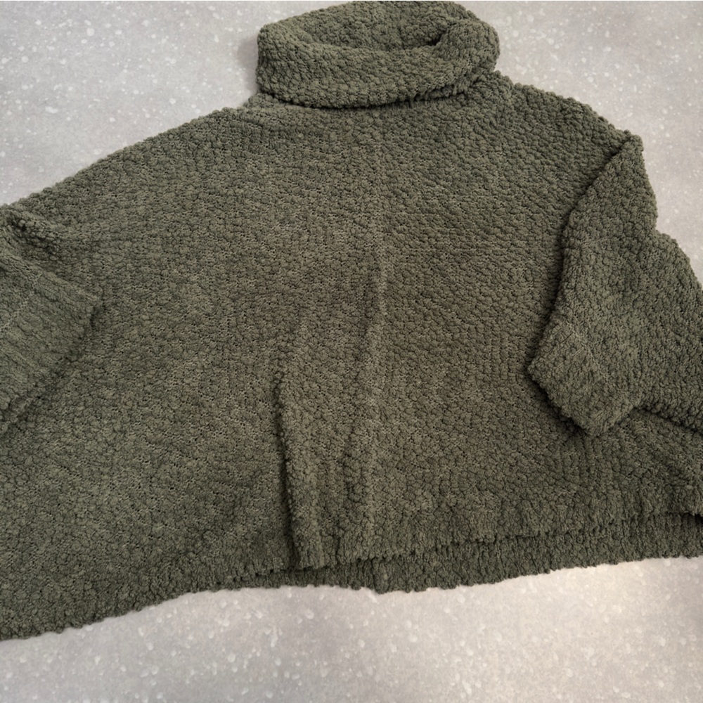 Pink Rose Women’s Sweater - Picture 4 of 9